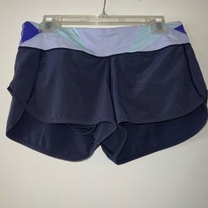 Lululemon size 6 2.5” shorts dark grey